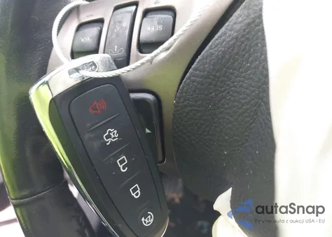 2011 Lincoln Mkx z USA, uszkodzony, nr VIN 2LMDJ6JK1BBJ10106